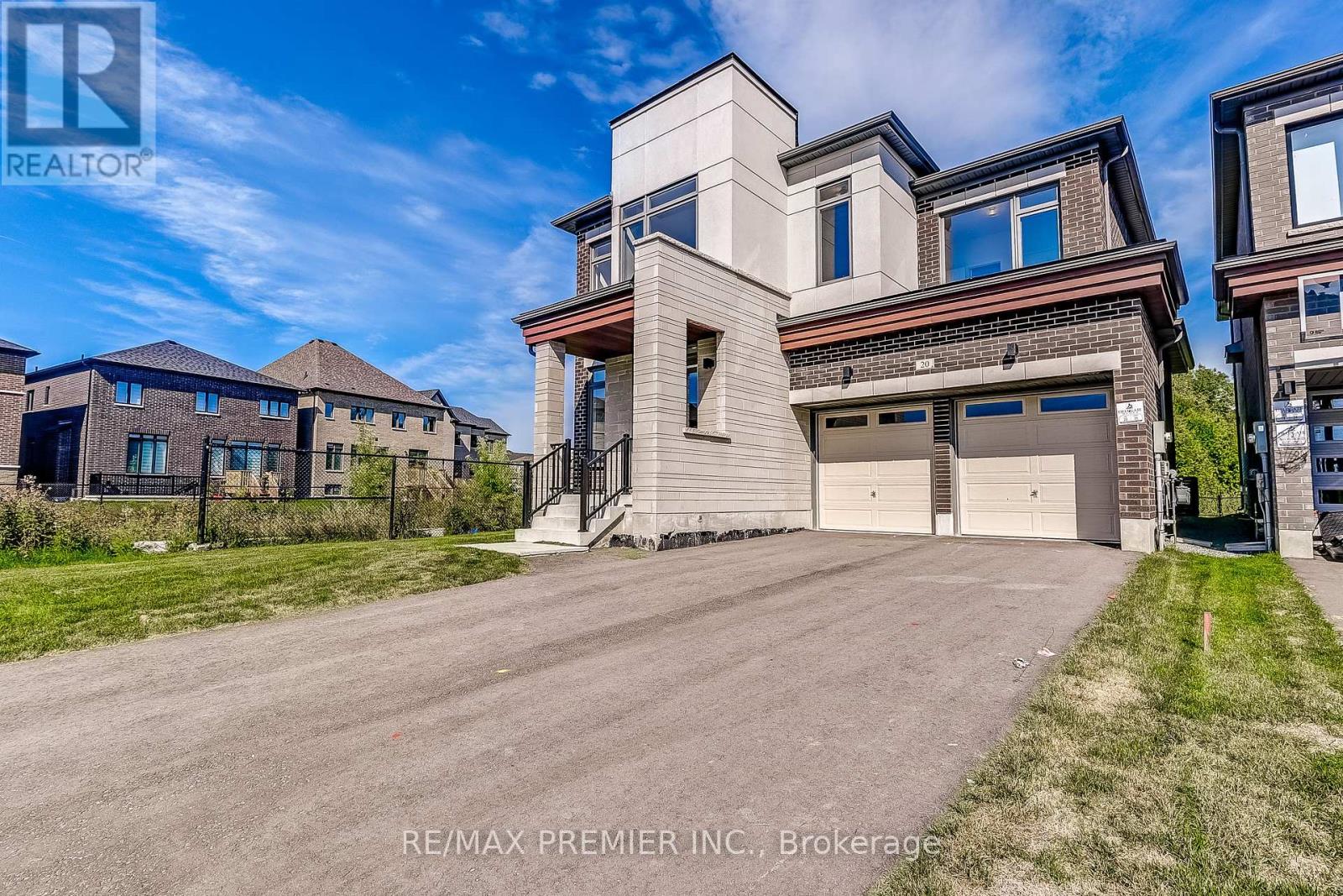 20 Kesterfarm Place, Whitchurch-Stouffville, Ontario  L4A 5C2 - Photo 3 - N12380499