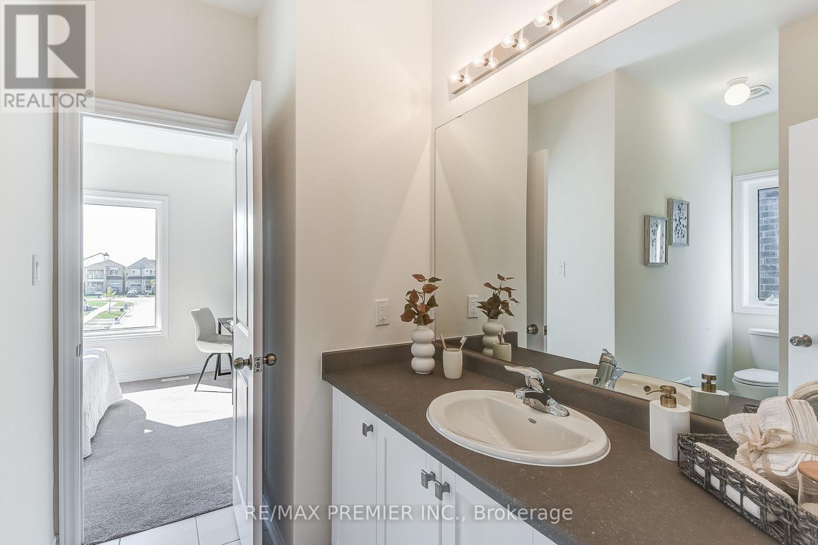 20 Kesterfarm Place, Whitchurch-Stouffville, Ontario  L4A 5C2 - Photo 38 - N12380499