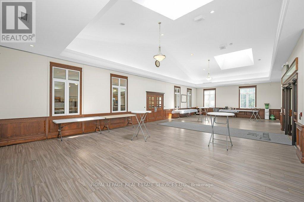 1350 Langstaff Road, Vaughan, Ontario  L4J 8P8 - Photo 7 - N12380524