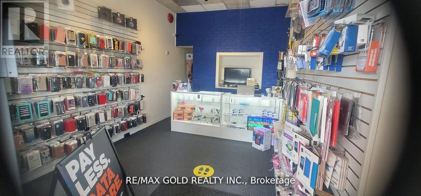 36 - 16655 Yonge Street, Newmarket, Ontario  L3X 1V6 - Photo 9 - N12380553