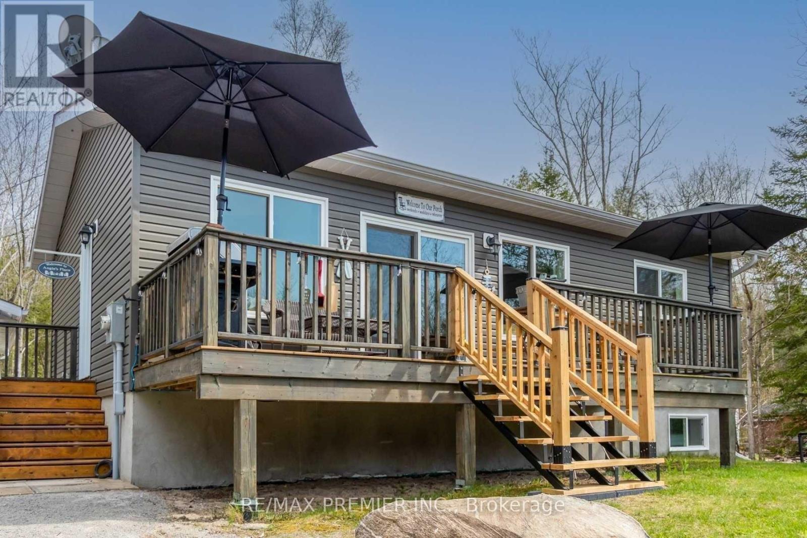 2288 CHAMPLAIN ROAD, Tiny, Ontario