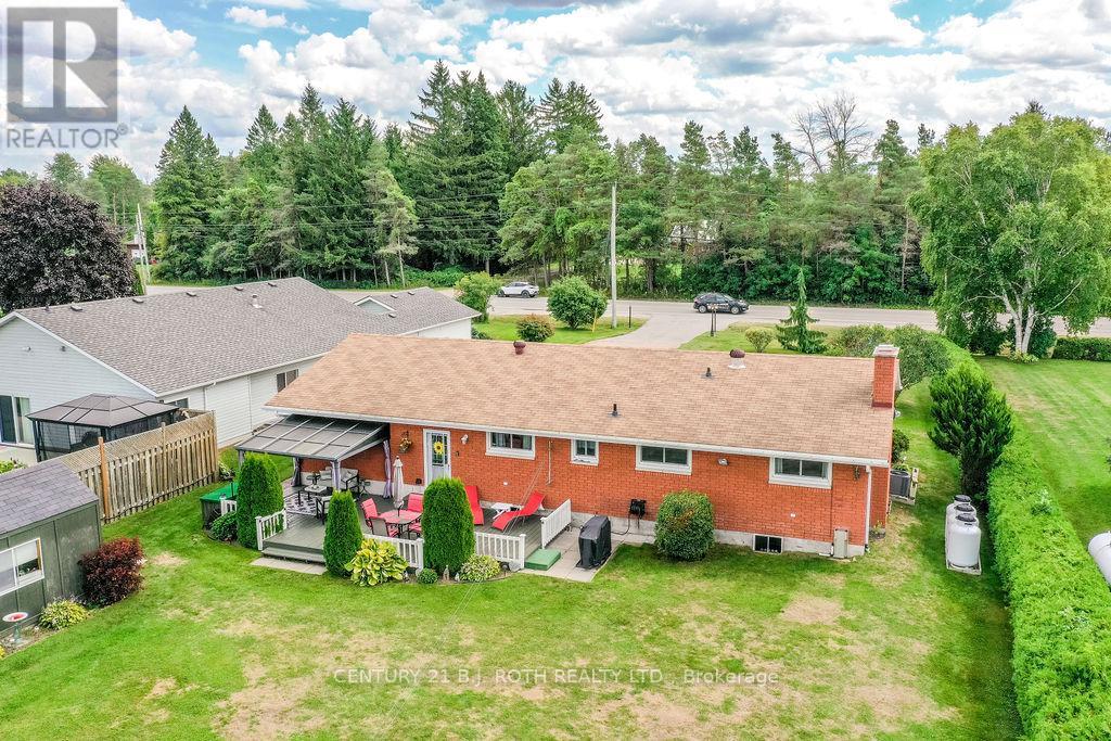 1452 County Rd 92 Road, Springwater, Ontario  L0L 1P0 - Photo 2 - S12380537