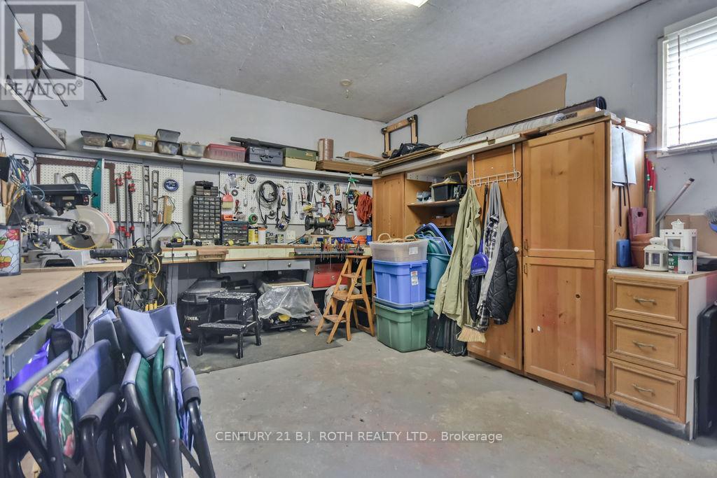 1452 County Rd 92 Road, Springwater, Ontario  L0L 1P0 - Photo 43 - S12380537