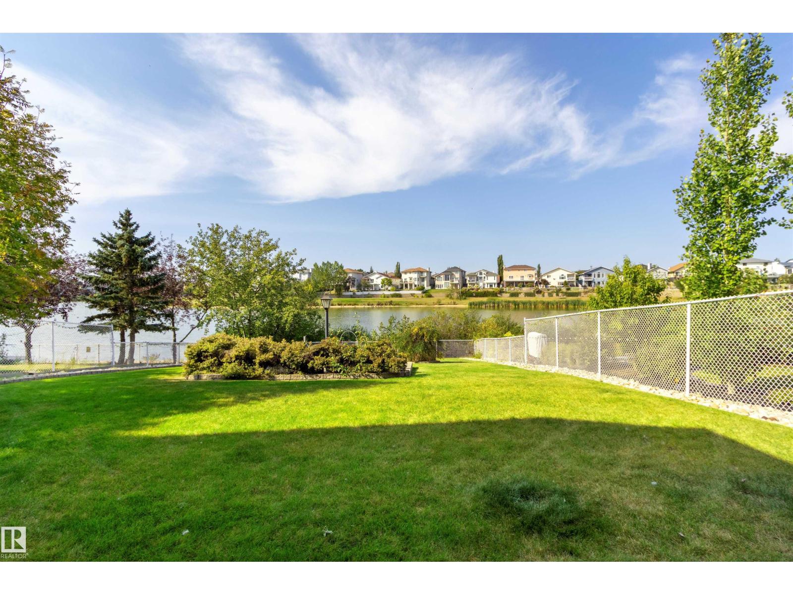 341 Hollick-Kenyon Rd Nw, Edmonton, Alberta  T5Y 2T6 - Photo 9 - E4455566