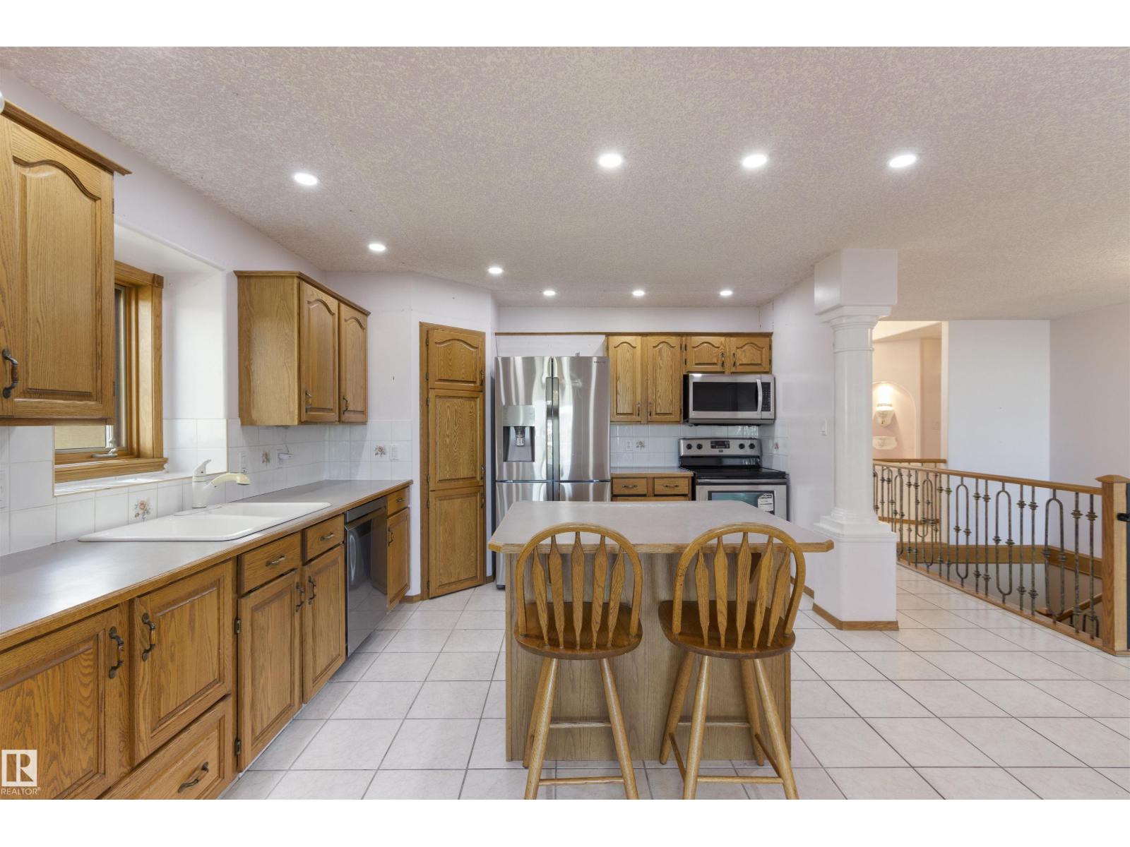 341 Hollick-Kenyon Rd Nw, Edmonton, Alberta  T5Y 2T6 - Photo 25 - E4455566