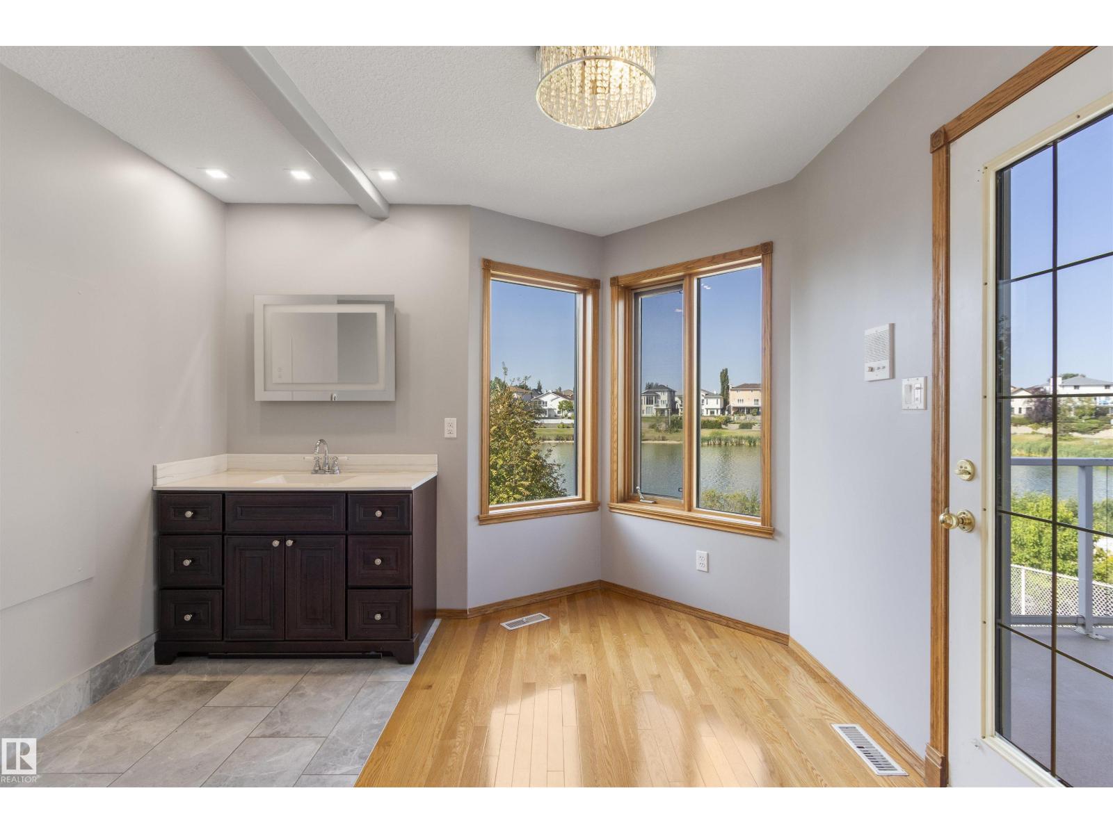 341 Hollick-Kenyon Rd Nw, Edmonton, Alberta  T5Y 2T6 - Photo 37 - E4455566