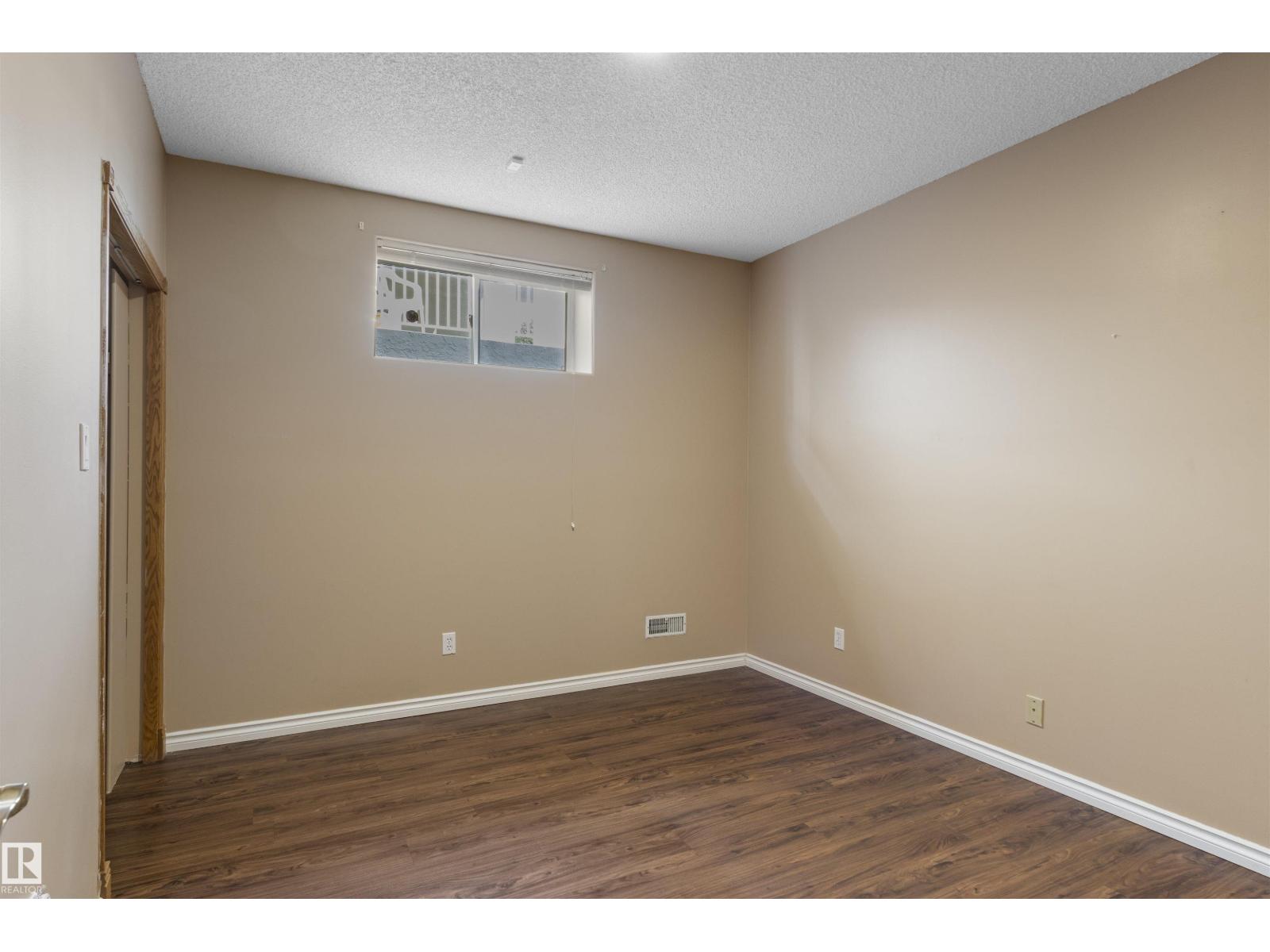 341 Hollick-Kenyon Rd Nw, Edmonton, Alberta  T5Y 2T6 - Photo 52 - E4455566