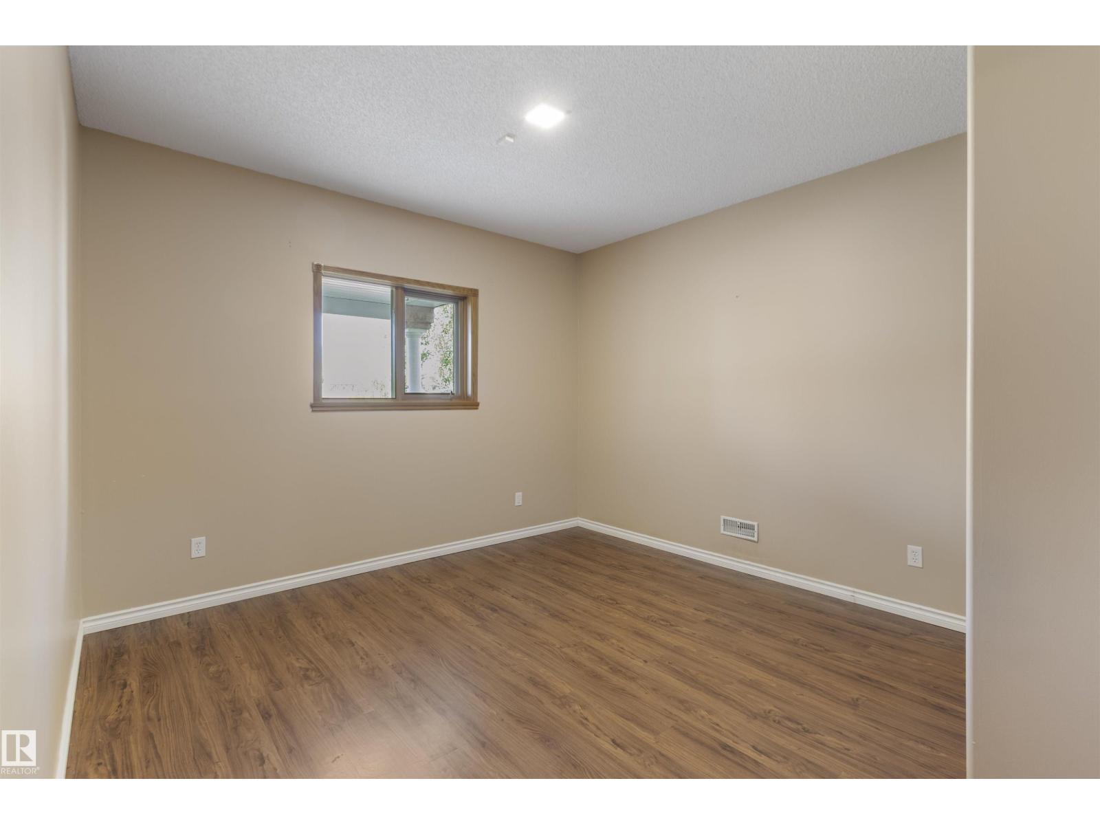 341 Hollick-Kenyon Rd Nw, Edmonton, Alberta  T5Y 2T6 - Photo 48 - E4455566