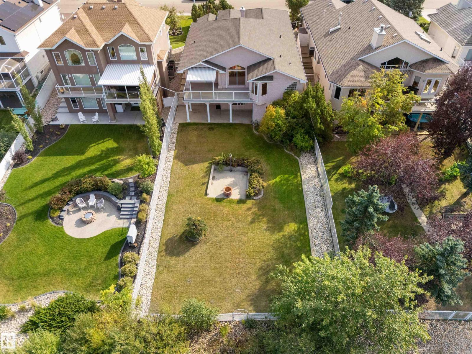 341 Hollick-Kenyon Rd Nw, Edmonton, Alberta  T5Y 2T6 - Photo 4 - E4455566