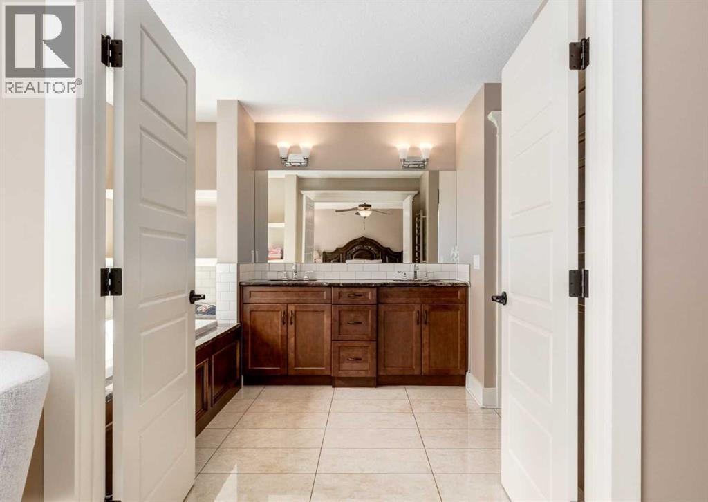 72 Rockcliff Grove Nw, Calgary, Alberta  T3G 0C8 - Photo 24 - A2248548
