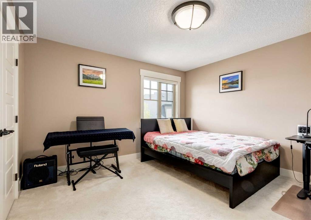 72 Rockcliff Grove Nw, Calgary, Alberta  T3G 0C8 - Photo 28 - A2248548