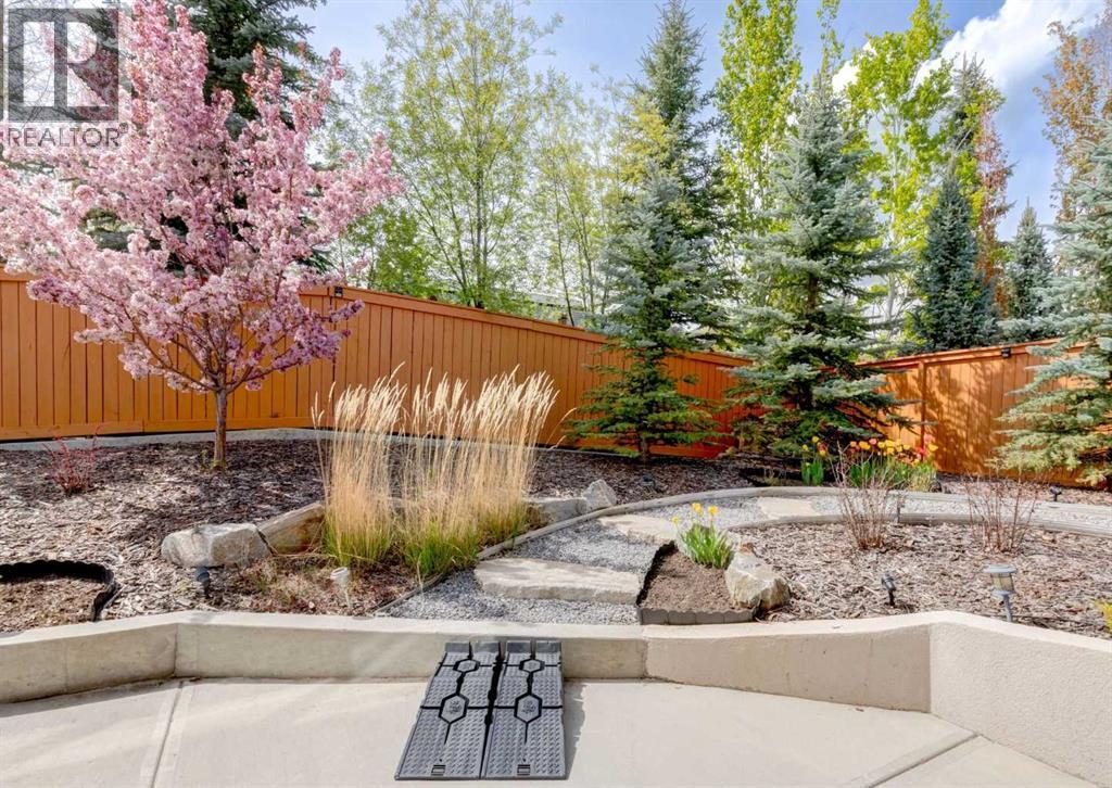 72 Rockcliff Grove Nw, Calgary, Alberta  T3G 0C8 - Photo 48 - A2248548