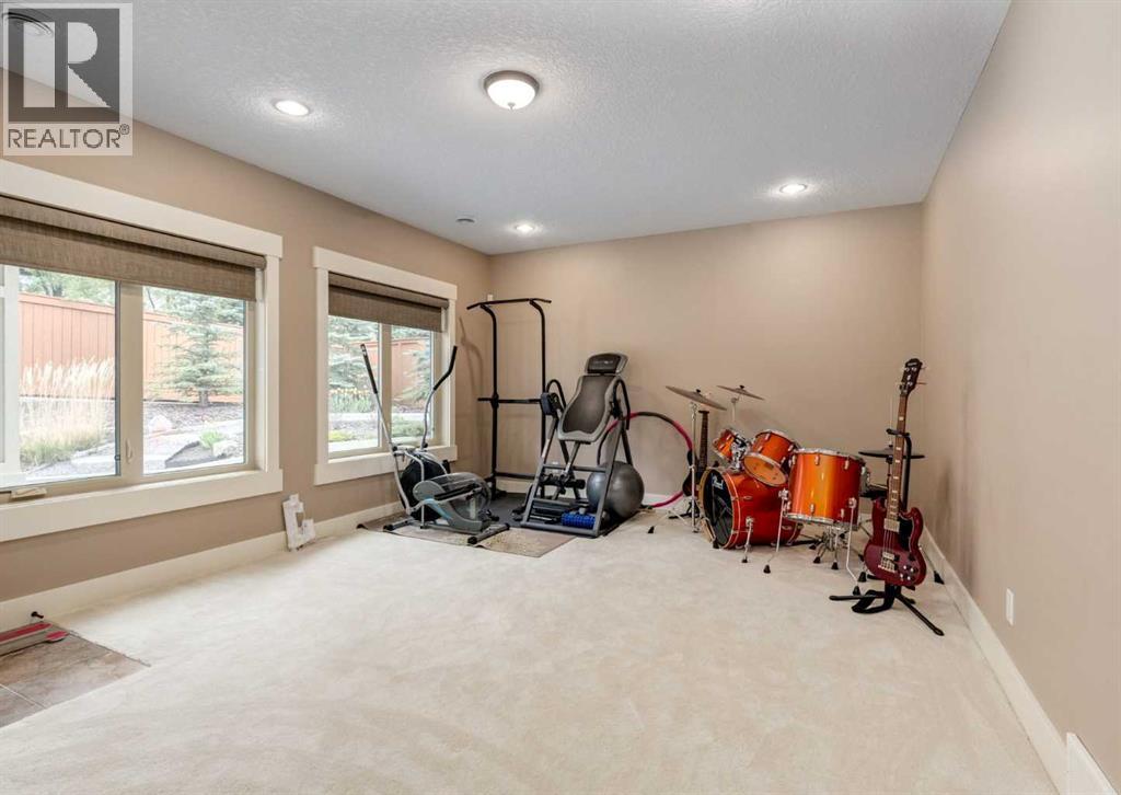 72 Rockcliff Grove Nw, Calgary, Alberta  T3G 0C8 - Photo 38 - A2248548