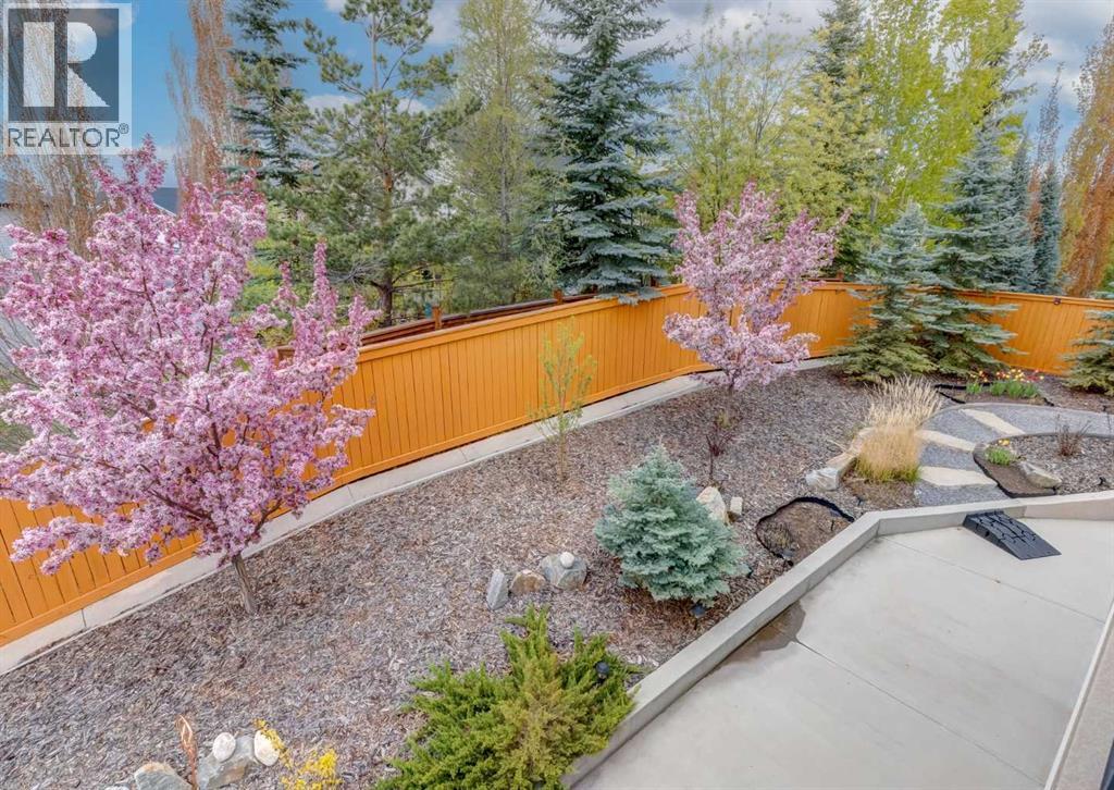 72 Rockcliff Grove Nw, Calgary, Alberta  T3G 0C8 - Photo 43 - A2248548