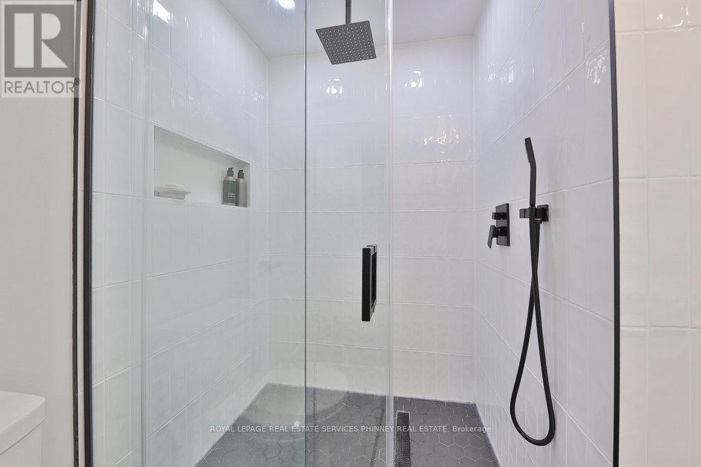 48 - 1130 Cawthra Road, Mississauga, Ontario  L5G 4V7 - Photo 21 - W12380337