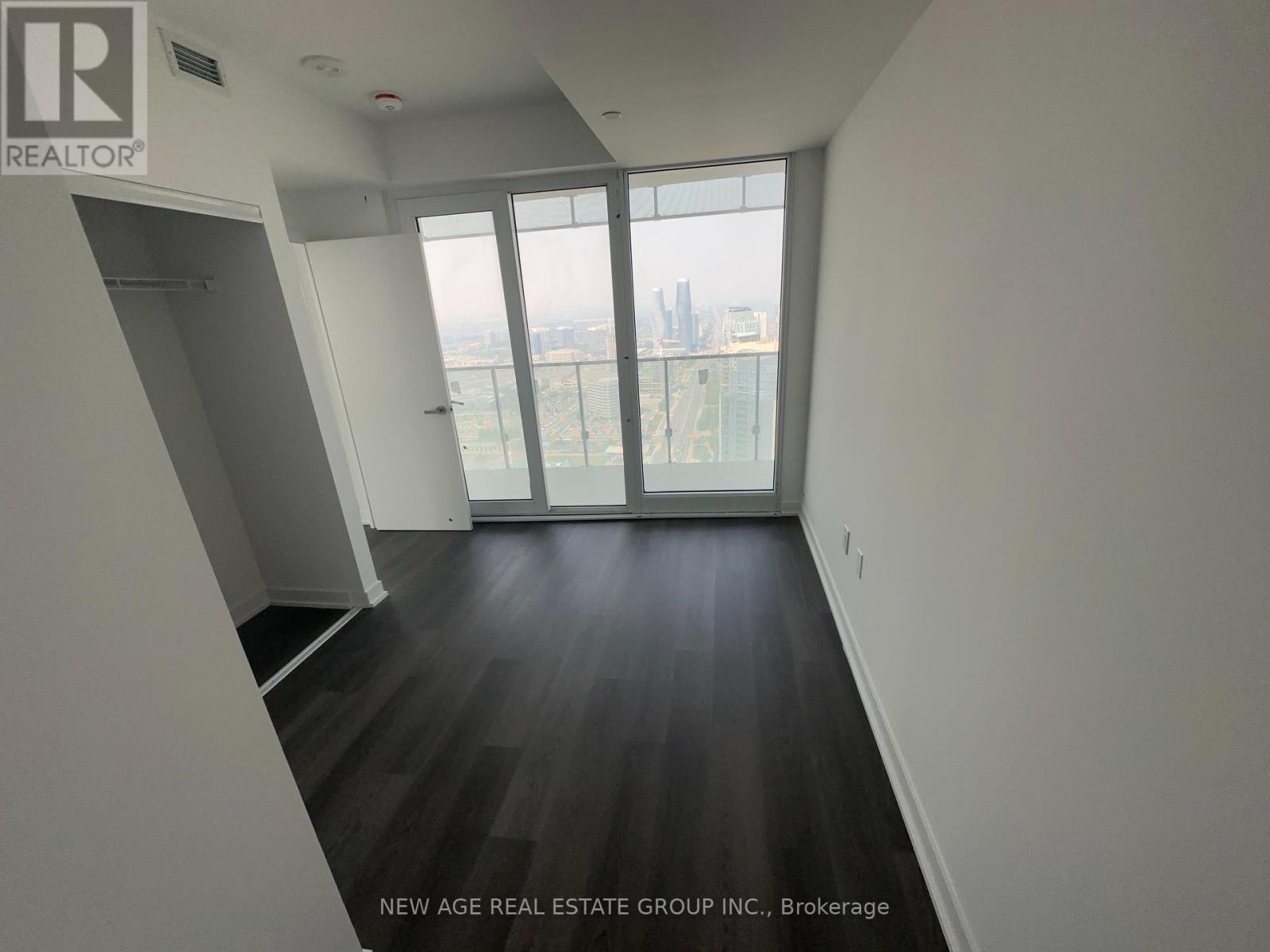4110 - 3900 Confederation Parkway, Mississauga, Ontario  L5B 0M3 - Photo 12 - W12380347
