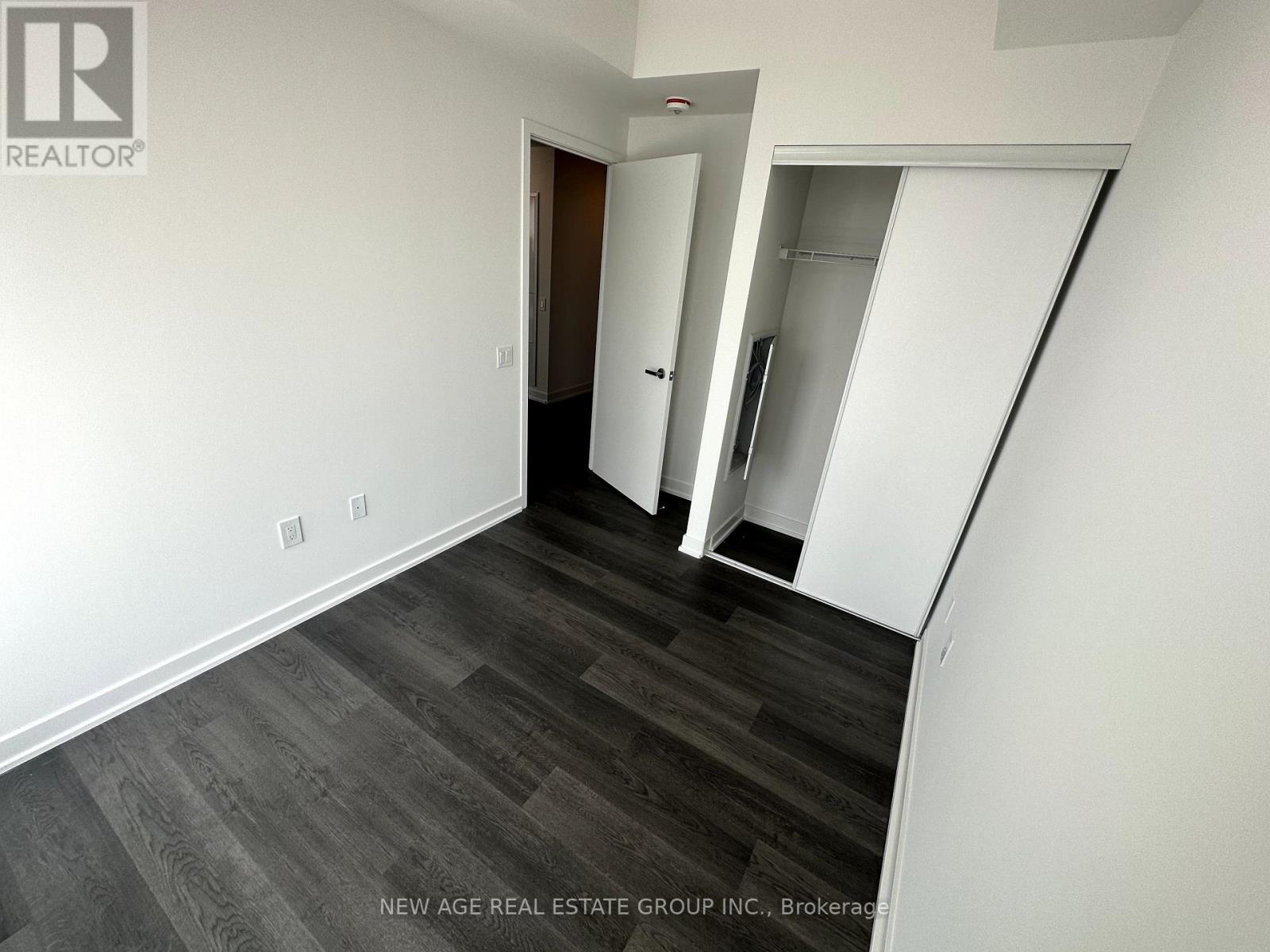 4110 - 3900 Confederation Parkway, Mississauga, Ontario  L5B 0M3 - Photo 15 - W12380347
