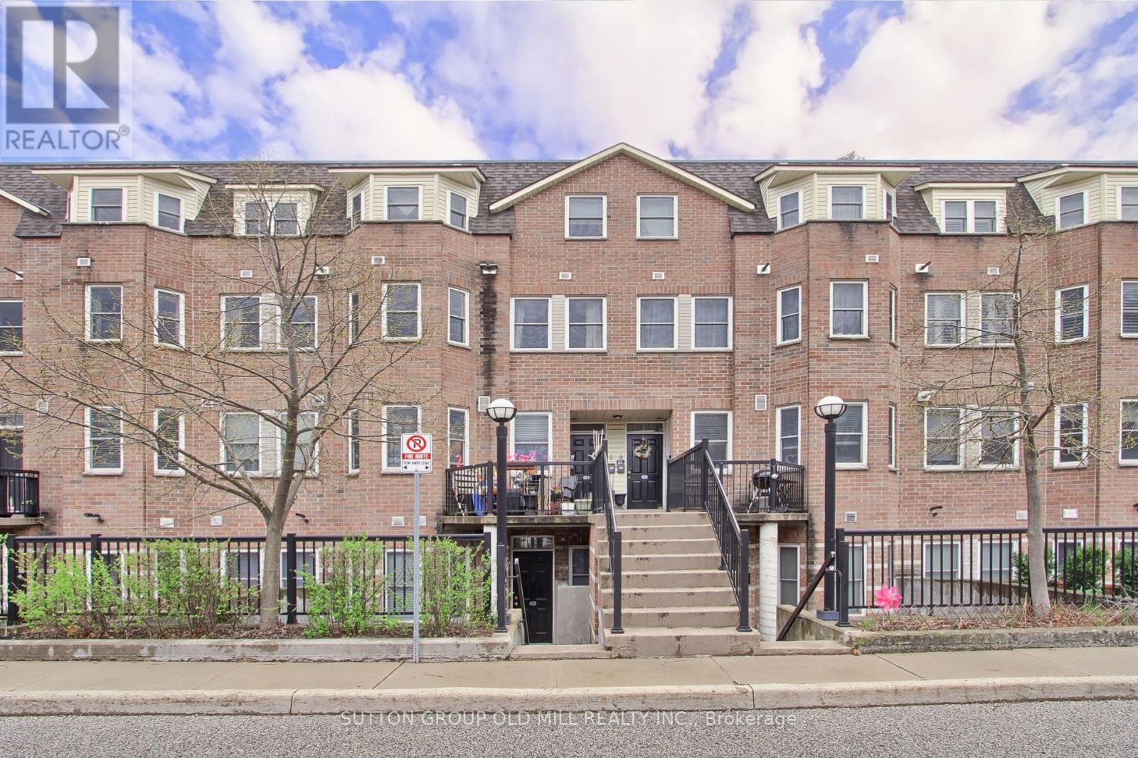 Property at 167 - 760 LAWRENCE AVENUE W image 1