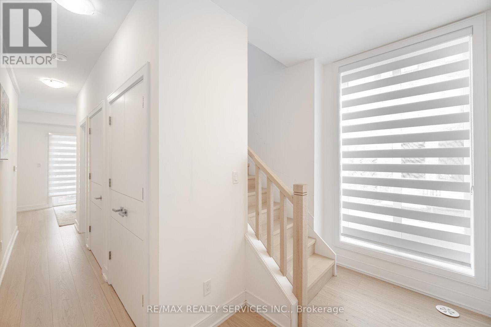 1 Taylor Court, Caledon, Ontario  L7E 4L2 - Photo 6 - W12380361