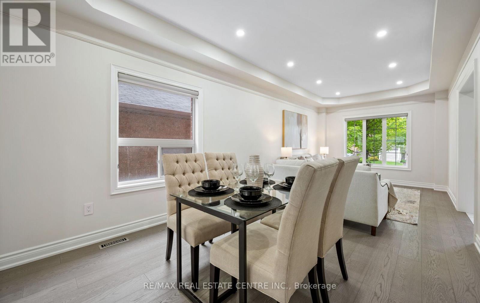 50 Amboise Crescent, Brampton, Ontario  L7A 3H2 - Photo 11 - W12380374
