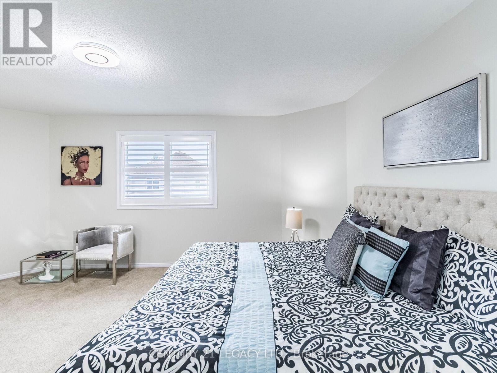 4110 Forest Run Avenue, Burlington, Ontario  L7M 4L7 - Photo 25 - W12380426