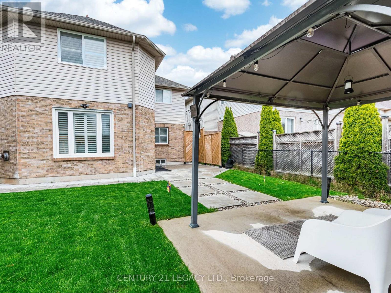 4110 Forest Run Avenue, Burlington, Ontario  L7M 4L7 - Photo 44 - W12380426