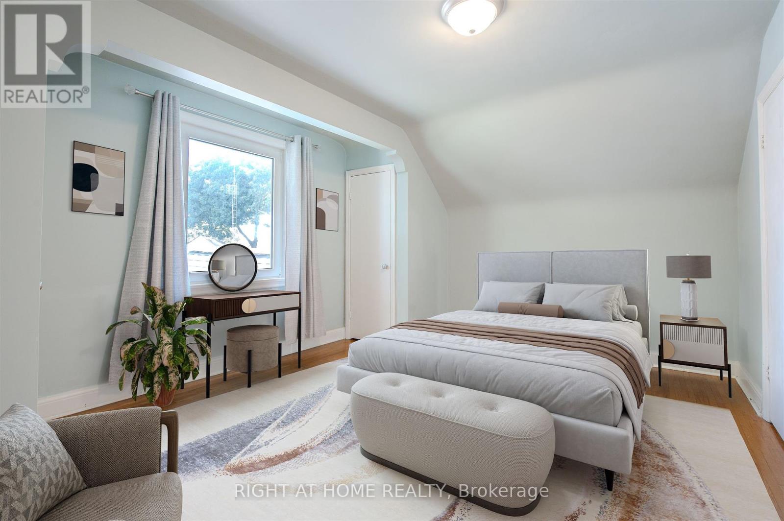 309 Rathburn Road, Toronto (Islington-City Centre West), Ontario  M9B 2L7 - Photo 19 - W12380429