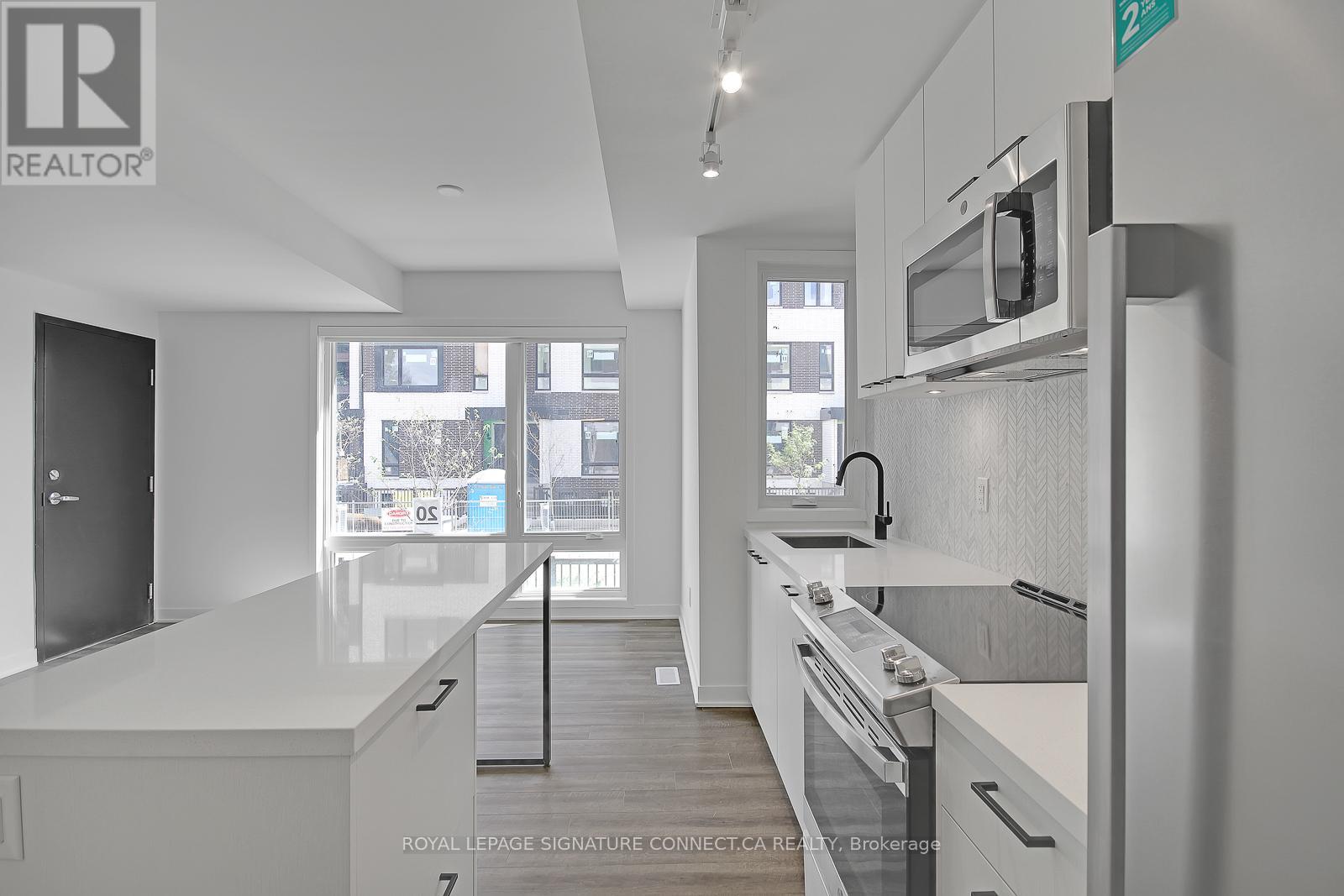 20 - 20 Ed Clark Gardens, Toronto, Ontario  M6N 0B5 - Photo 12 - W12380476