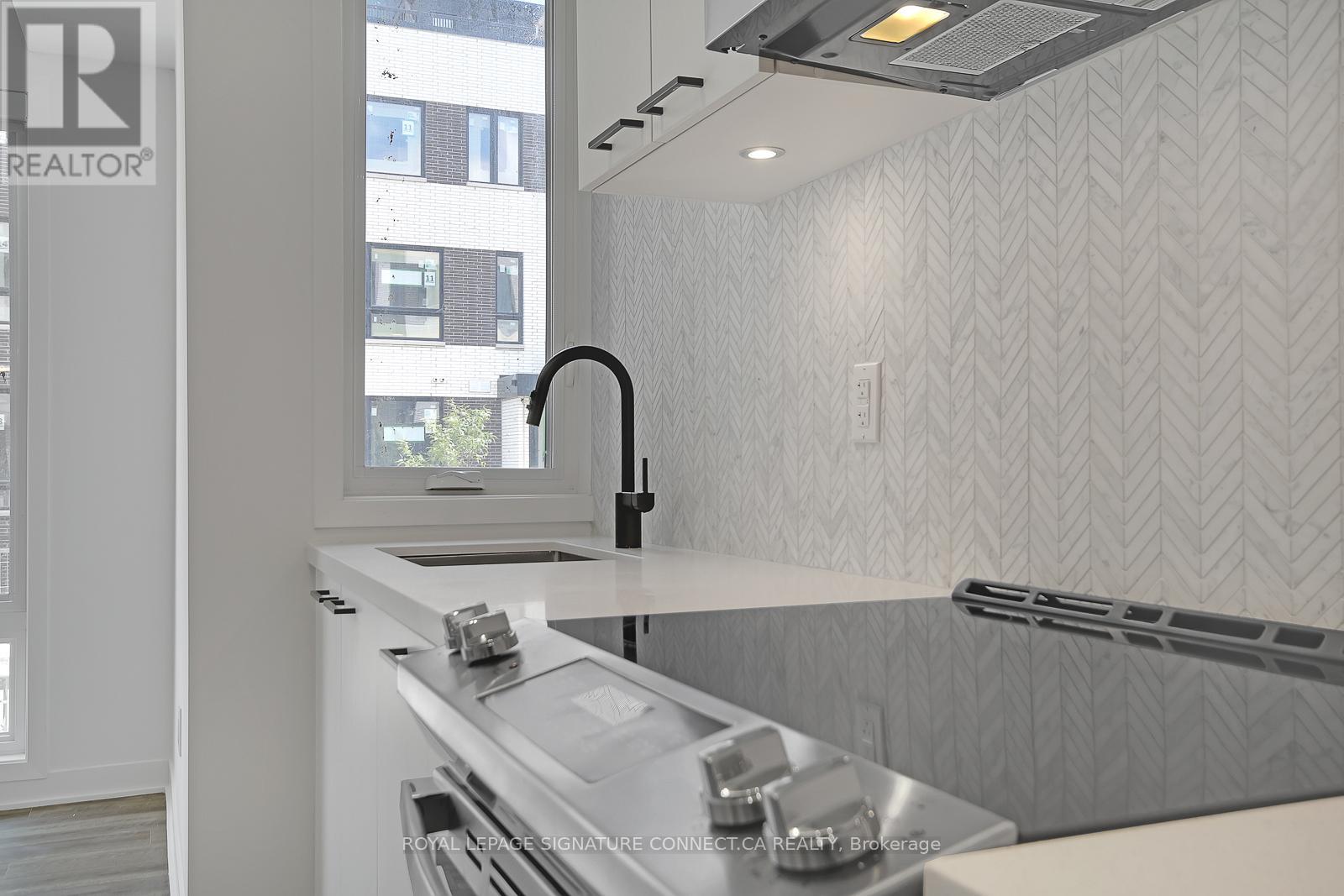 20 - 20 Ed Clark Gardens, Toronto, Ontario  M6N 0B5 - Photo 14 - W12380476