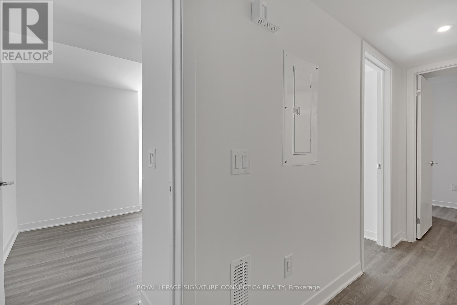 20 - 20 Ed Clark Gardens, Toronto, Ontario  M6N 0B5 - Photo 16 - W12380476