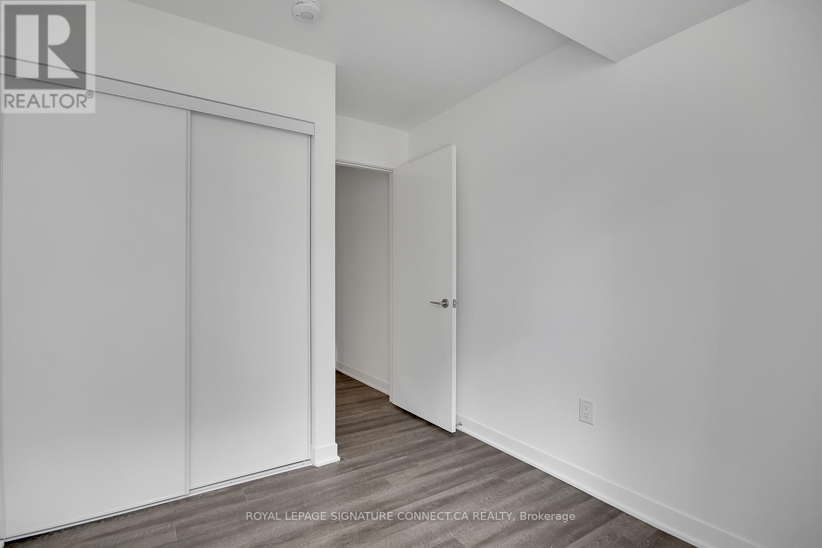 20 - 20 Ed Clark Gardens, Toronto, Ontario  M6N 0B5 - Photo 18 - W12380476