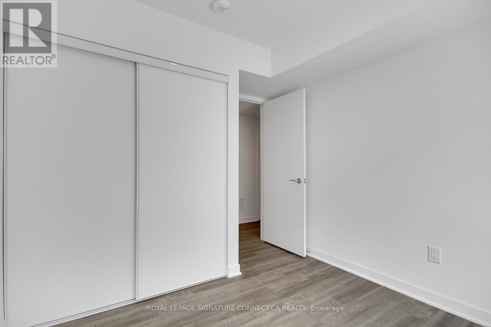 20 - 20 Ed Clark Gardens, Toronto, Ontario  M6N 0B5 - Photo 20 - W12380476
