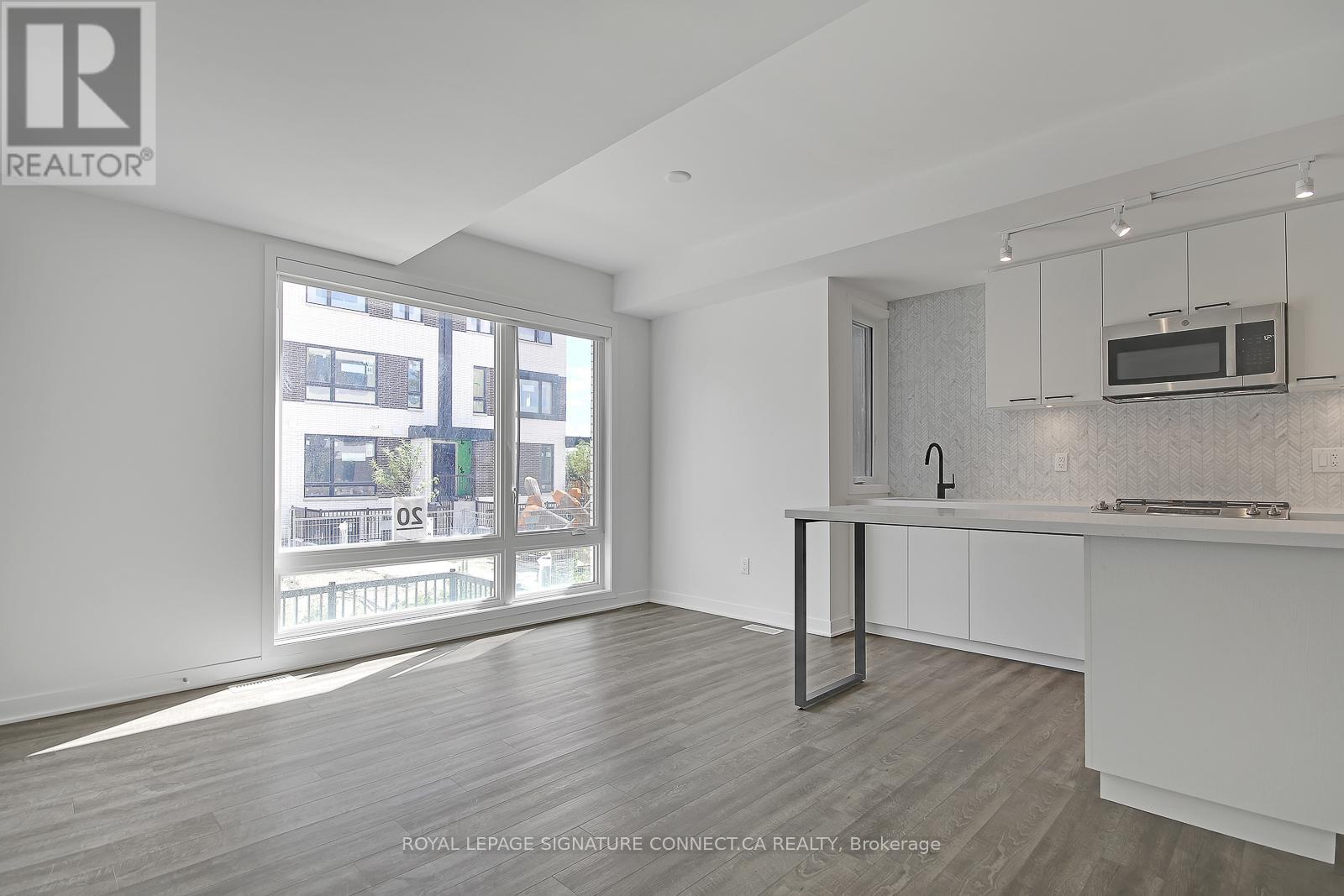 20 - 20 Ed Clark Gardens, Toronto, Ontario  M6N 0B5 - Photo 8 - W12380476