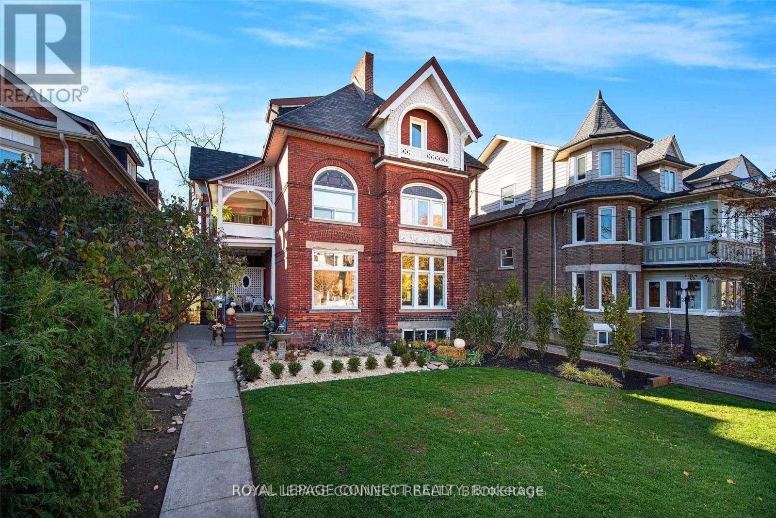 2 - 178 High Park Avenue, Toronto, Ontario  M6P 2S4 - Photo 1 - W12380516