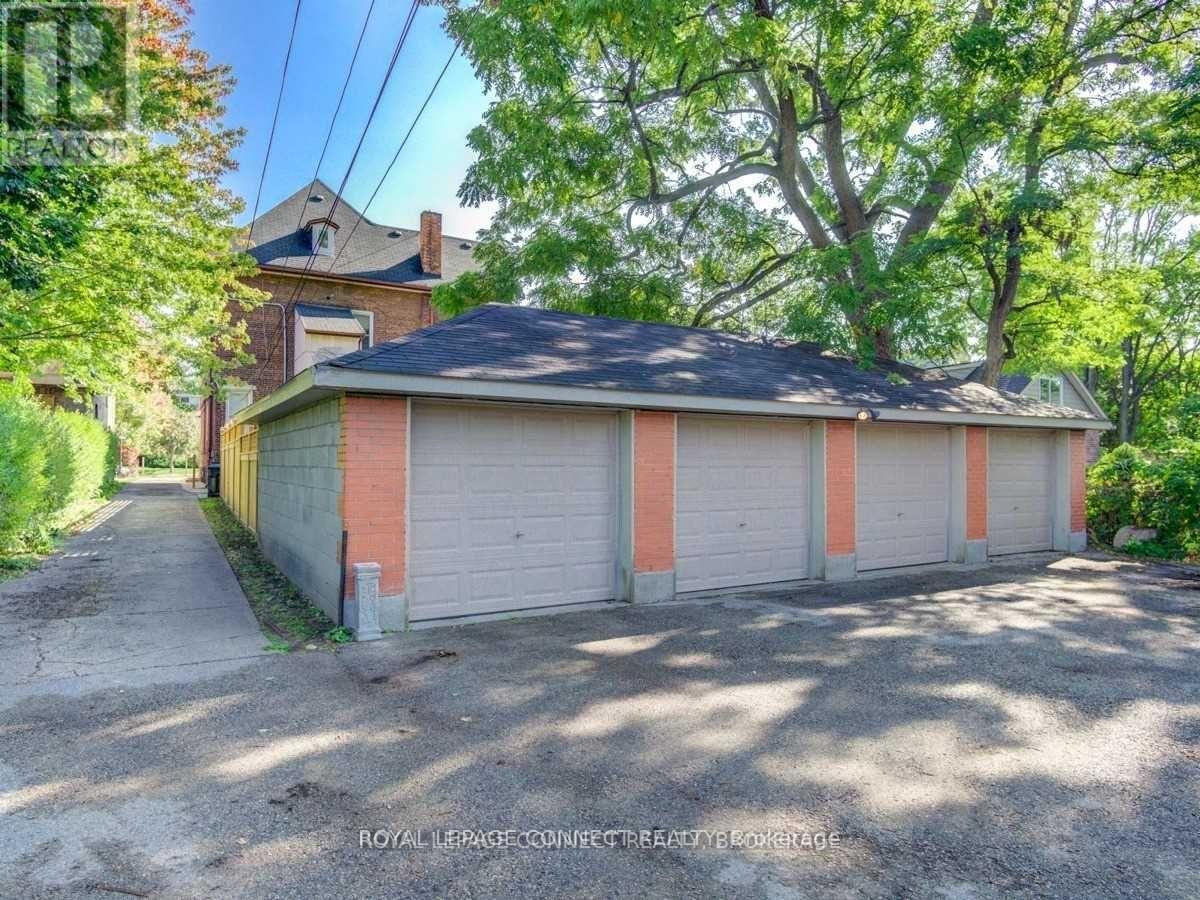 2 - 178 High Park Avenue, Toronto, Ontario  M6P 2S4 - Photo 17 - W12380516