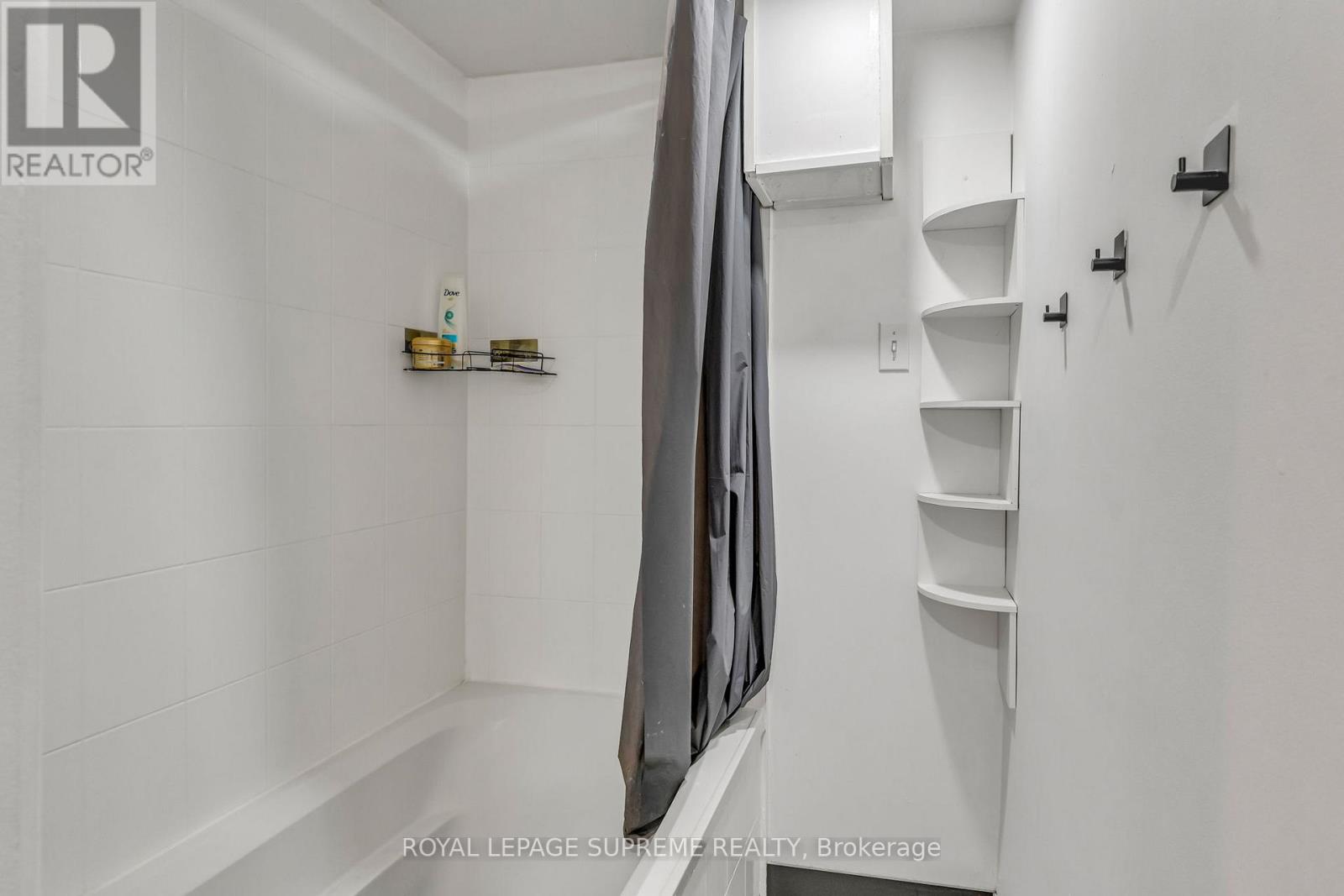 3572 Beechollow Crescent, Mississauga, Ontario  L4Y 3T2 - Photo 31 - W12380536