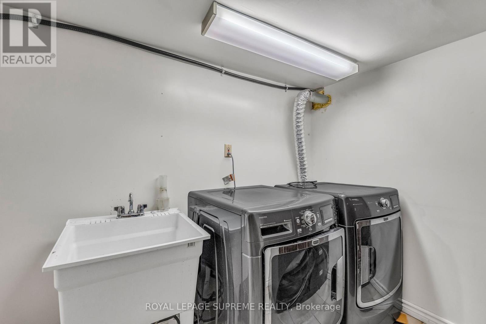 3572 Beechollow Crescent, Mississauga, Ontario  L4Y 3T2 - Photo 33 - W12380536