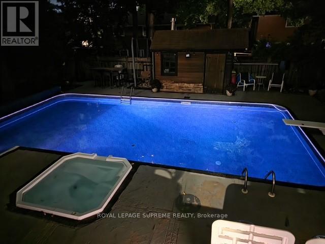 3572 Beechollow Crescent, Mississauga, Ontario  L4Y 3T2 - Photo 47 - W12380536