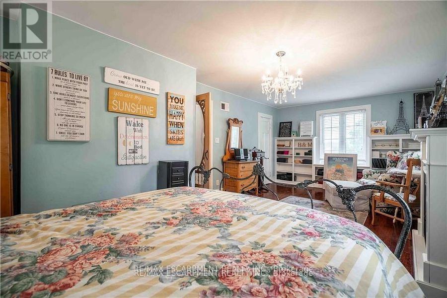 99 Argyle Street N, Haldimand, Ontario  N3W 1B8 - Photo 27 - X12380517