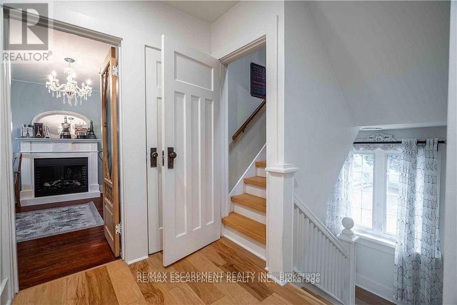 99 Argyle Street N, Haldimand, Ontario  N3W 1B8 - Photo 30 - X12380517