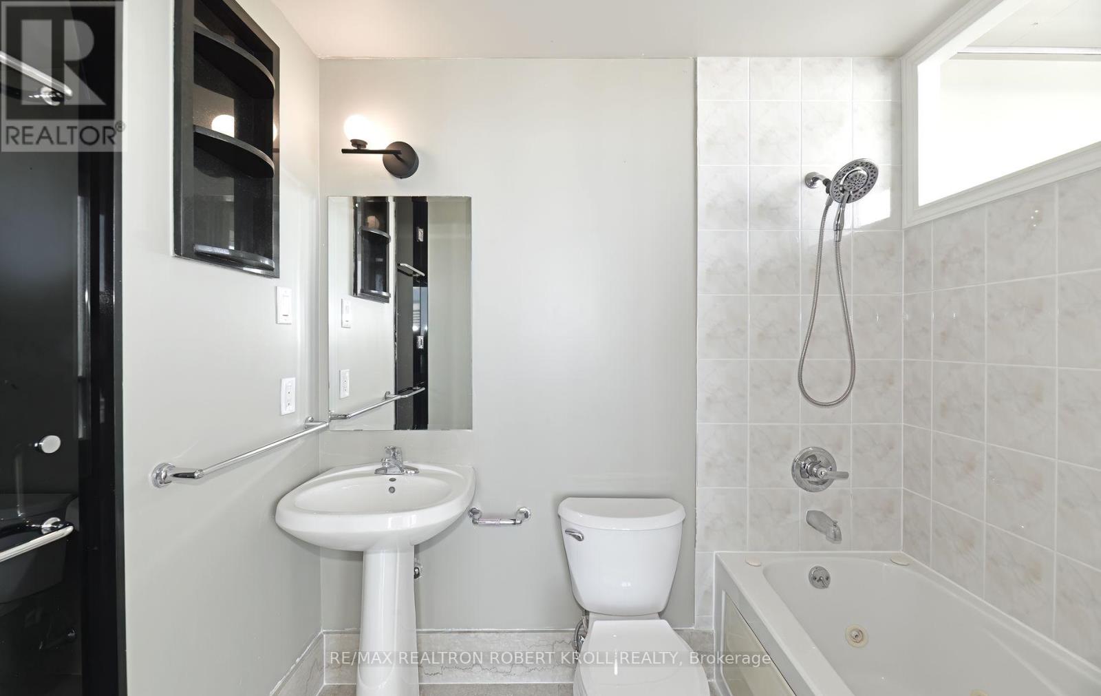 Ph 7 - 3939 Duke Of York Boulevard, Mississauga, Ontario  M5P 1B2 - Photo 22 - W12313159