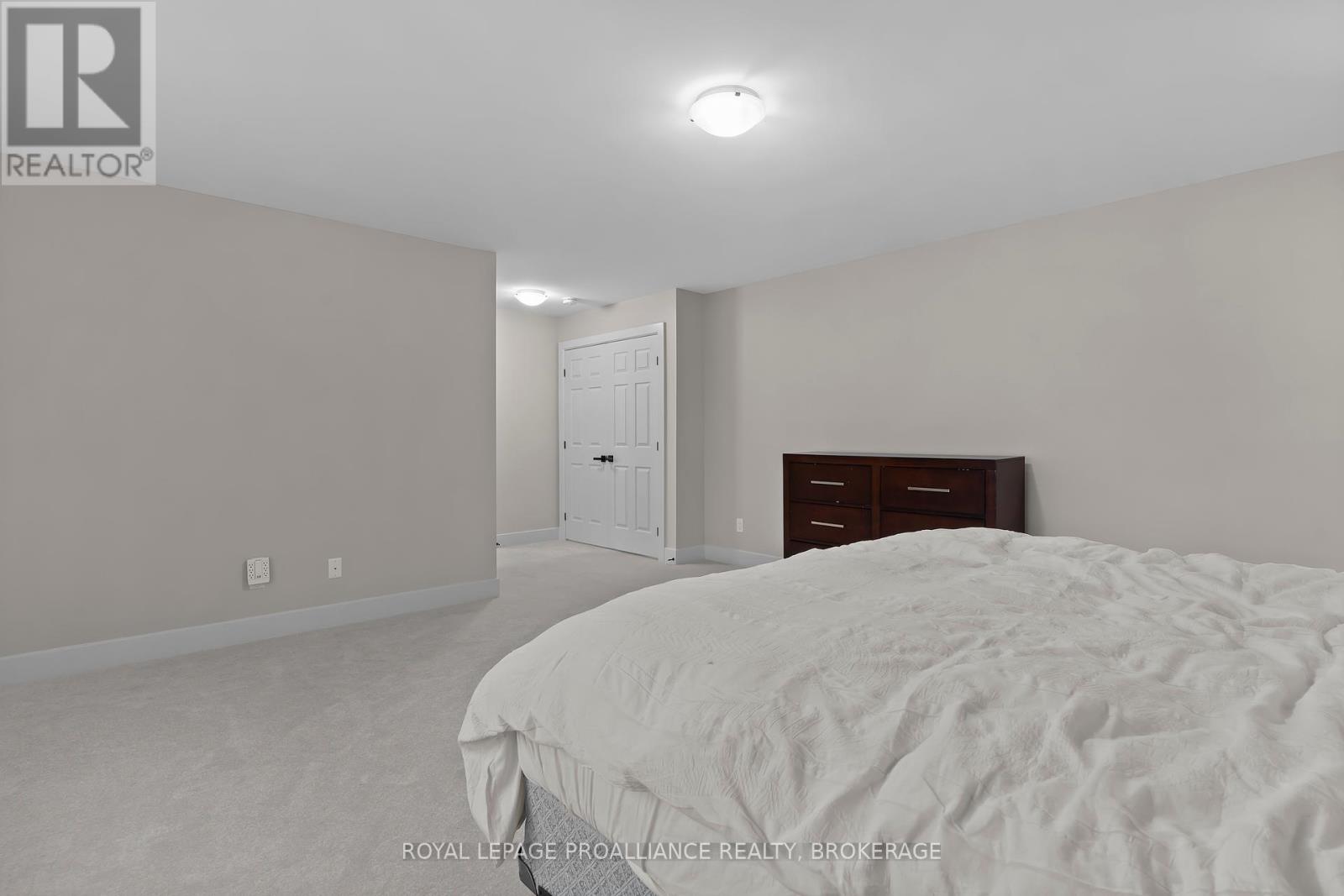 1601 Willow Court, Kingston, Ontario  K7P 0S6 - Photo 27 - X12380859