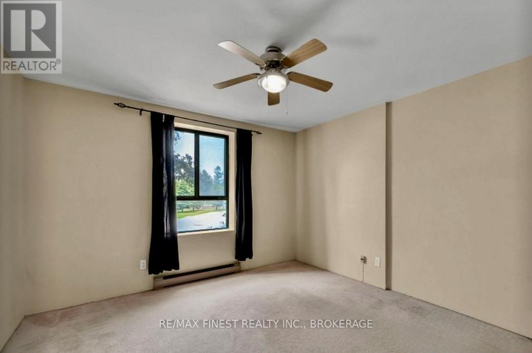 212 - 17 Eldon Hall Place, Kingston, Ontario  K7M 7H5 - Photo 8 - X12380925