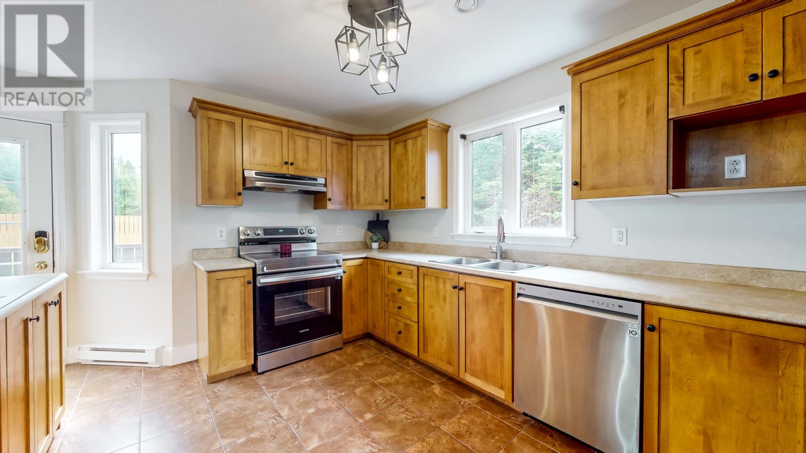 4 Newbury Street, Portugal Cove- St. Phillips, Newfoundland & Labrador  A1M 0A6 - Photo 5 - 1289981