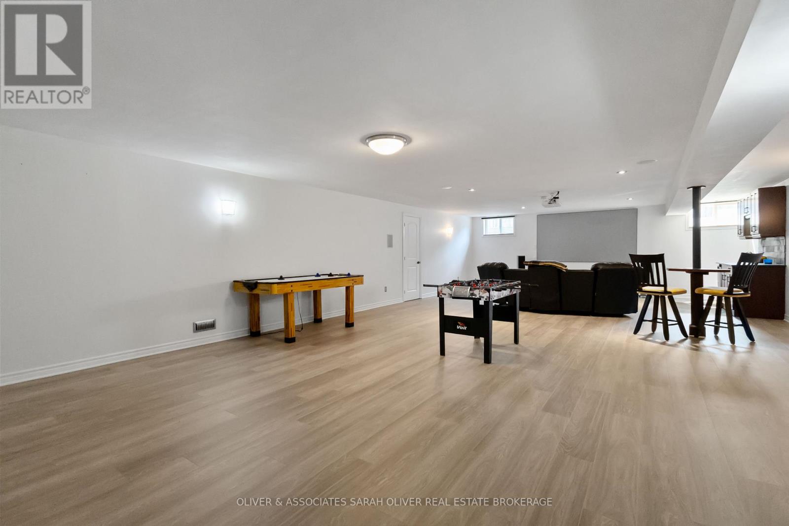 18 Highland Street, Middlesex Centre, Ontario  N0L 1E0 - Photo 26 - X12380748