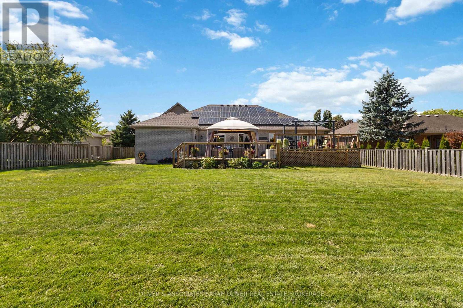 18 Highland Street, Middlesex Centre, Ontario  N0L 1E0 - Photo 37 - X12380748
