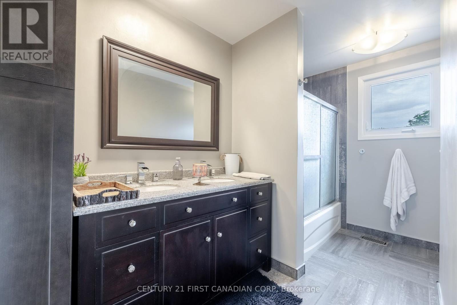 1360 Hastings Drive, London North, Ontario  N5X 2J3 - Photo 28 - X12380801
