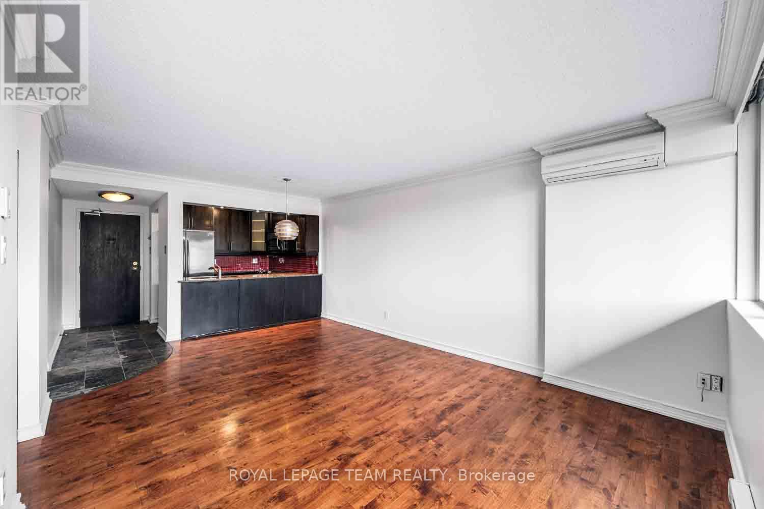 504 - 154 Nelson Street, Ottawa, Ontario  K1N 7R5 - Photo 17 - X12380744