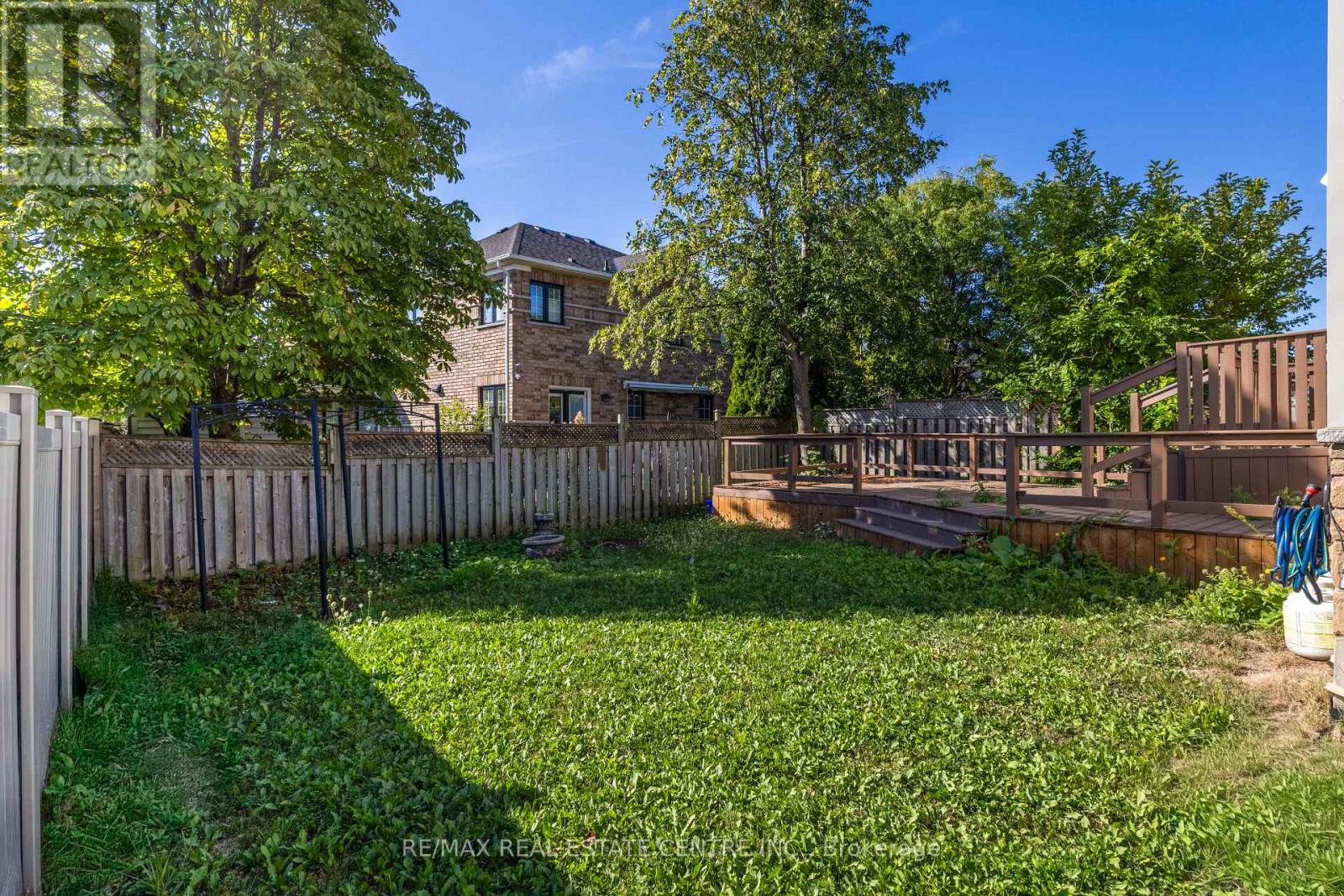2 Bramoak Crescent, Brampton, Ontario  L7A 1T7 - Photo 43 - W12377399