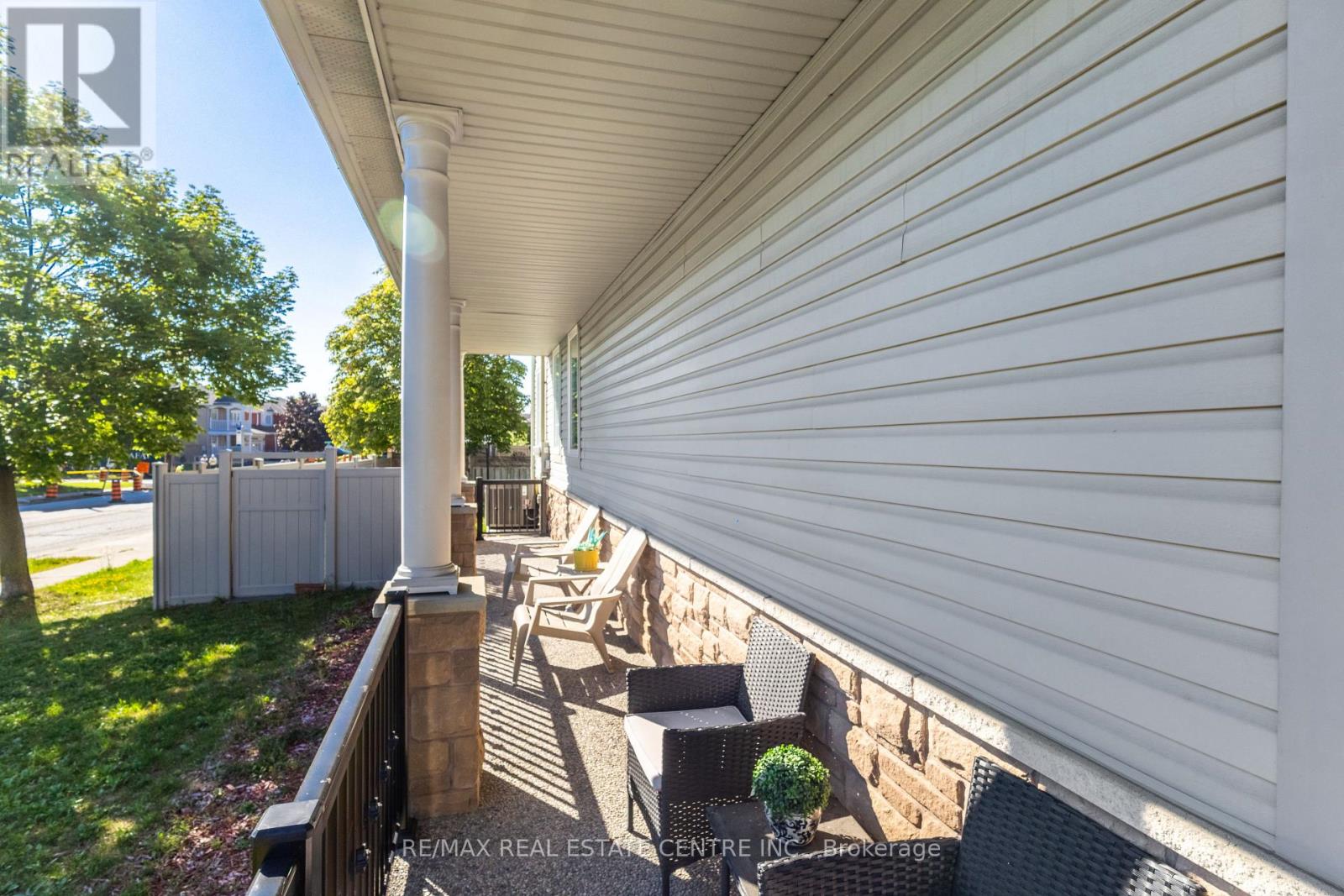 2 Bramoak Crescent, Brampton, Ontario  L7A 1T7 - Photo 41 - W12377399
